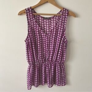 3/$30💚Smart Set purple and white geometric sleeveless sheer blouse size medium